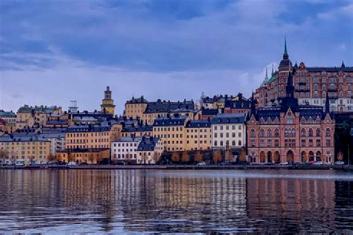 Maya, 23 — Escort in Vartofta, Sweden