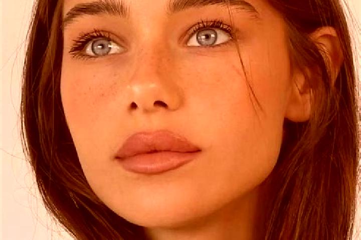 Maya, 24, a brunette brown-eyed indian companion based in Camargo. Offering Duos, OWO, Deep French Kissing, GFE. Available for incall and outcall, day and ev...