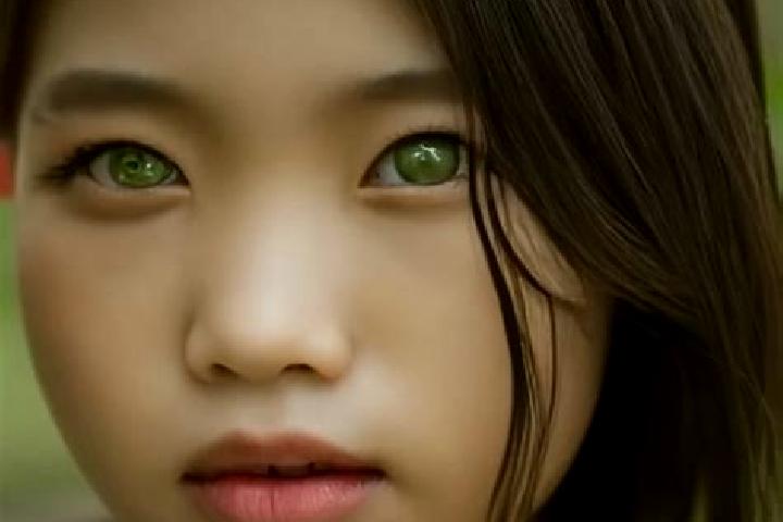 Maya, 24, a red green-eyed asian companion based in Pinsk. Offering CIM, Erotic Massage, Deep French Kissing, Fetish, 69. Available for incall and outcall, o...