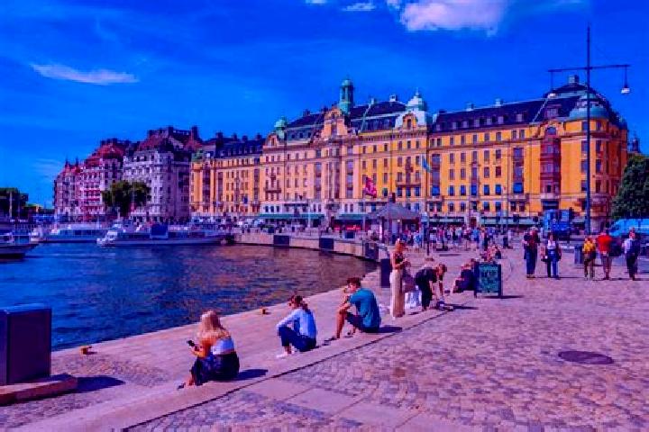 Maya, 24 — Escort in Rydsgard, Sweden