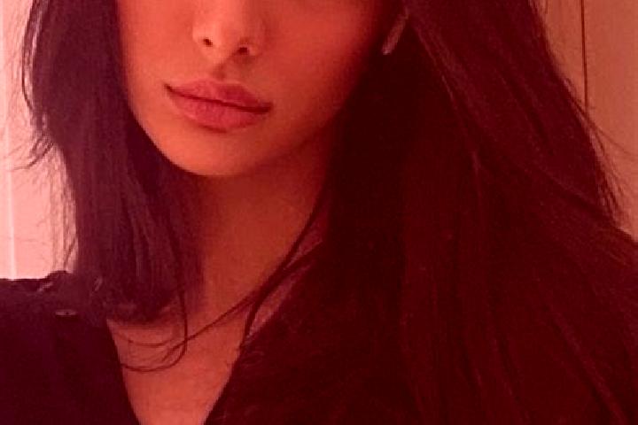 Maya, 25, a black dark-eyed middle eastern companion based in Dazhuang. Offering Couples, Massage, 69. Available for incall and outcall, day and evening dates.