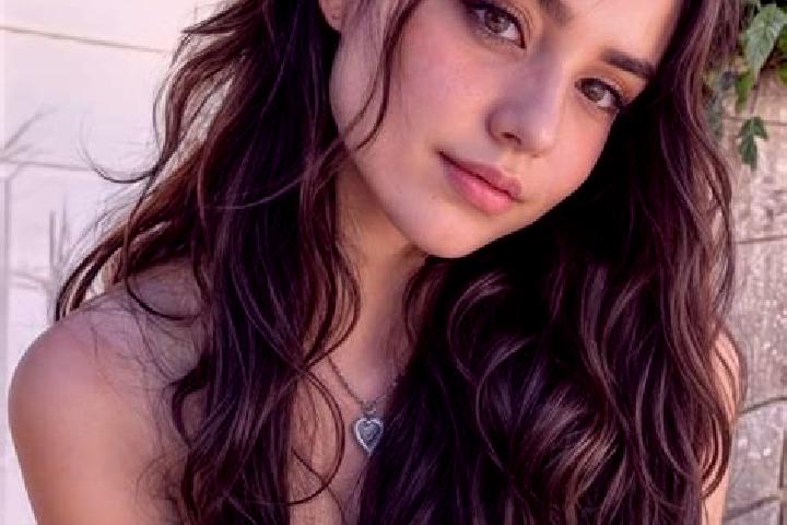 Maya, 25, a black hazel-eyed middle eastern companion based in Dogaletto. Offering Fetish, Erotic Massage. Available for incall and outcall, day and evening ...