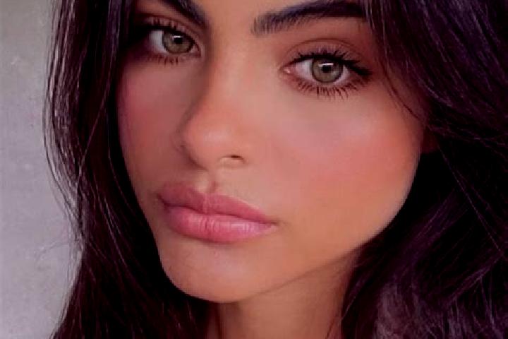 Maya, 25, a red green-eyed indian companion based in Nueva Reforma. Offering Travel Companion, Duos, A-Level, OWO. Available for incall and outcall, overnigh...