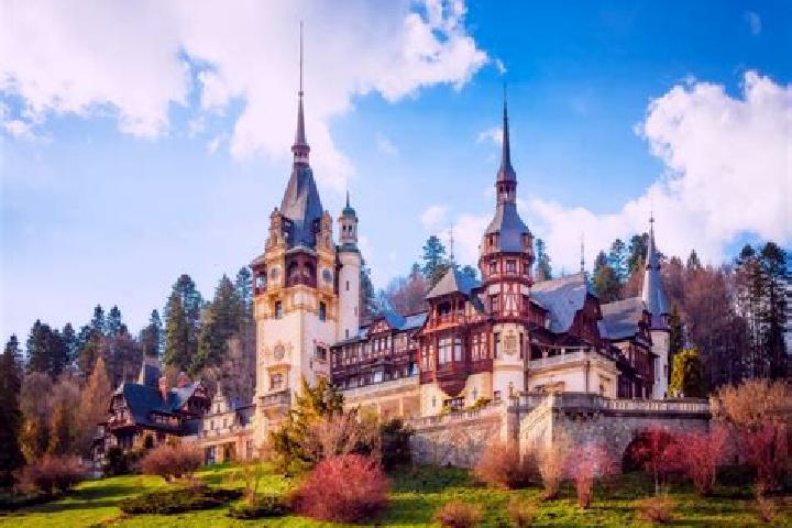 Maya, 25 — Escort in Castelu, Romania