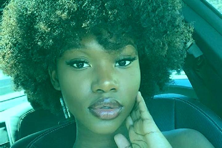 Maya, 26, a black dark-eyed ebony companion based in Delacombe. Offering Party Girl, Couples, Massage, Deep French Kissing. Available for incall and outcall,...