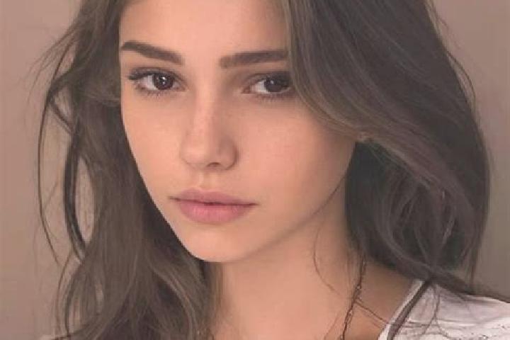Maya, 26, a dark blonde grey-eyed slavic companion based in Coronel Freitas. Offering Duos, Massage, Party Girl. Available for incall and outcall, day and ev...