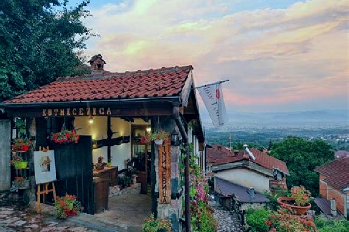 Maya, 26 — Escort in Kratovo, North Macedonia