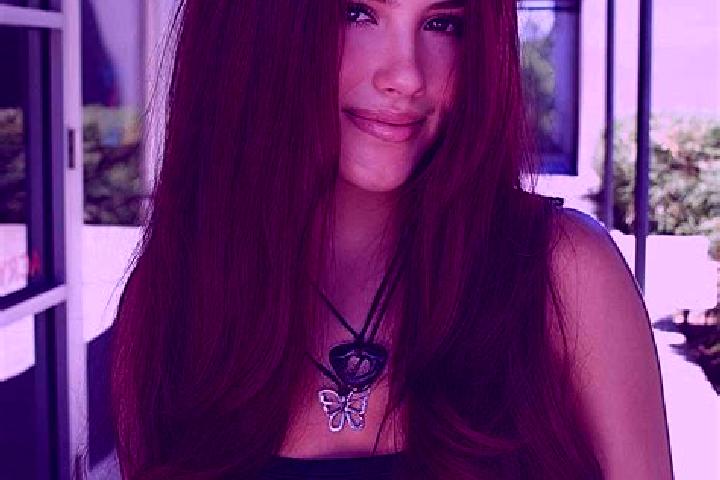 Maya, 27, a auburn dark-eyed caribbean companion based in Villa di Villa. Offering Erotic Massage, 69, Girlfriend Experience, Massage, Fetish. Available for ...