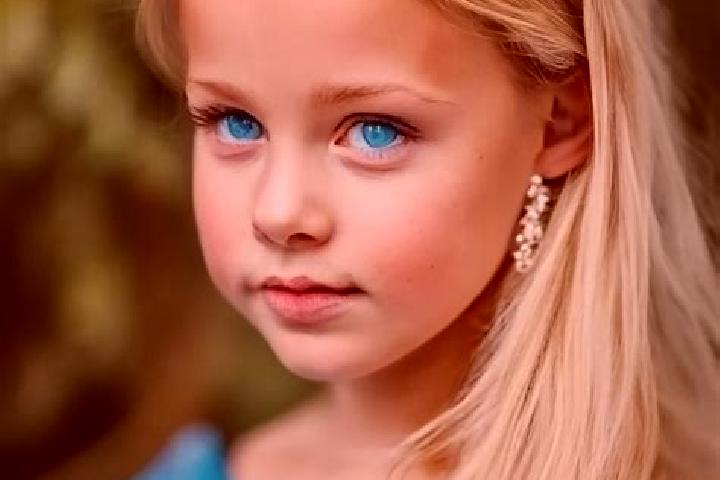Maya, 27, a blonde blue-eyed middle eastern companion based in Tajpur. Offering OWO, CIM, Erotic Massage, Party Girl. Available for incall and outcall, day a...