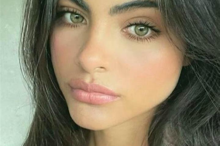 Maya, 27, a chestnut dark-eyed indian companion based in Barc. Offering Prostate Massage, Duos, Overnight. Available for incall and outcall, day and evening ...