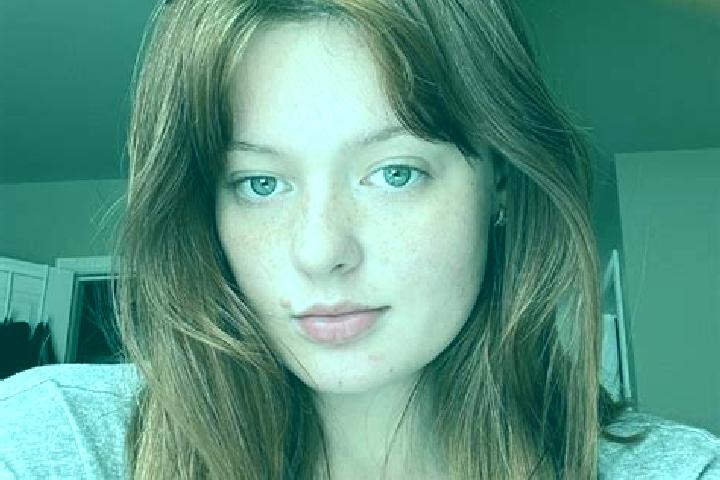 Maya, 27, a red grey-eyed asian companion based in Simimbaan. Offering CIM, Overnight, Roleplay. Available for incall and outcall, day and evening dates.
