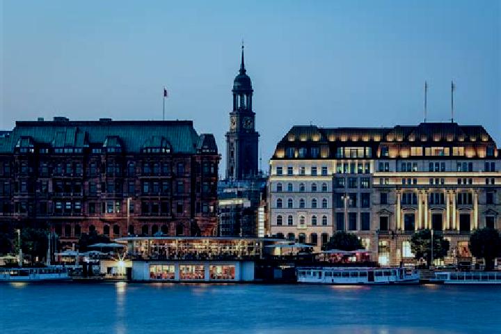 Maya, 27 — Escort in Karlholmsbruk, Sweden