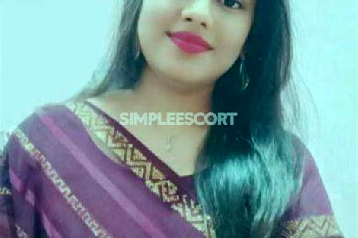 Maya, 27 — Escort in Latur, India