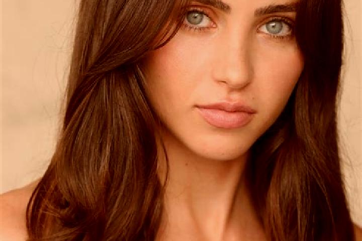 Maya, 28, a brunette brown-eyed caribbean companion based in Paun. Offering Erotic Massage, A-Level, Fetish, Roleplay, BDSM. Available for incall and outcall...