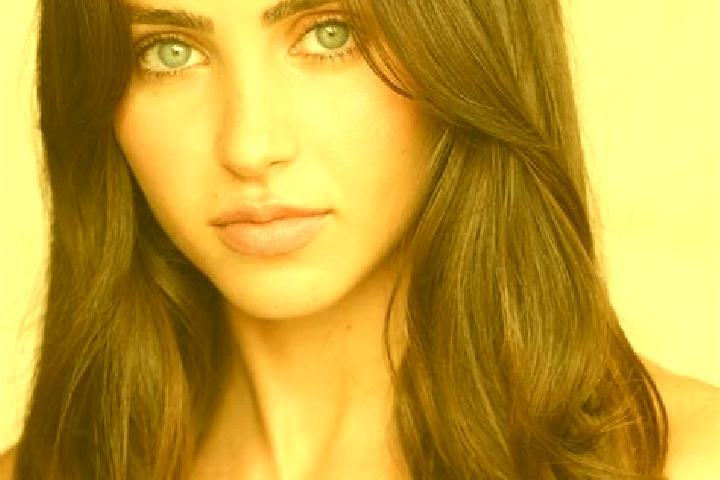 Maya, 28, a red brown-eyed asian companion based in Bellinzona. Offering Tantra, Deep French Kissing, Fetish, 69. Available for incall and outcall, overnight...