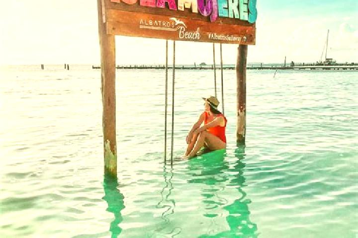 Maya, 28 — Escort in Zona Urbana Ejido Isla Mujeres, Mexico