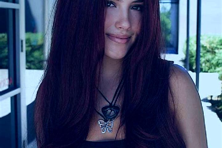 Maya, 29, a auburn dark-eyed latina companion based in Dehesa. Offering Fetish, Roleplay, OWO. Available for incall and outcall, overnight bookings available.