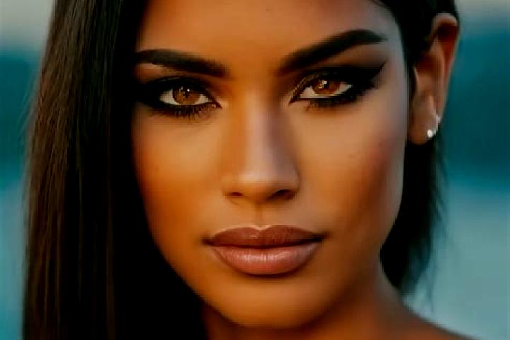 Maya, 30, a chestnut hazel-eyed latina companion based in Bellville. Offering Travel Companion, Domination, Massage. Available for incall and outcall, overni...