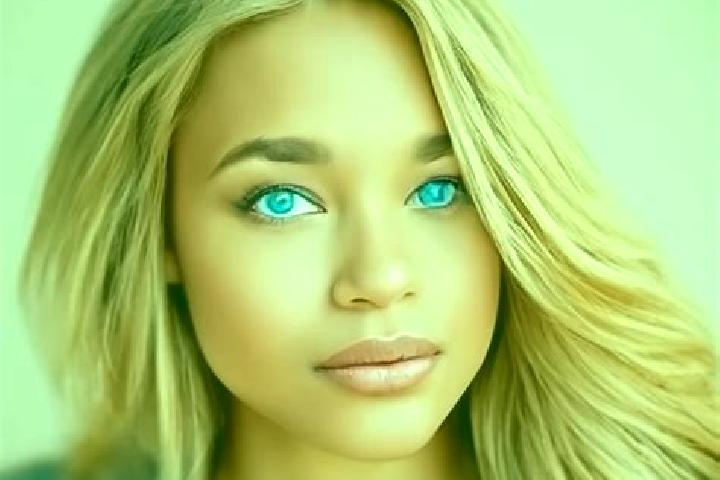 Maya, 30, a dark blonde blue-eyed latina companion based in Ploty. Offering CIM, Striptease, Duos. Available for incall and outcall, overnight bookings avail...