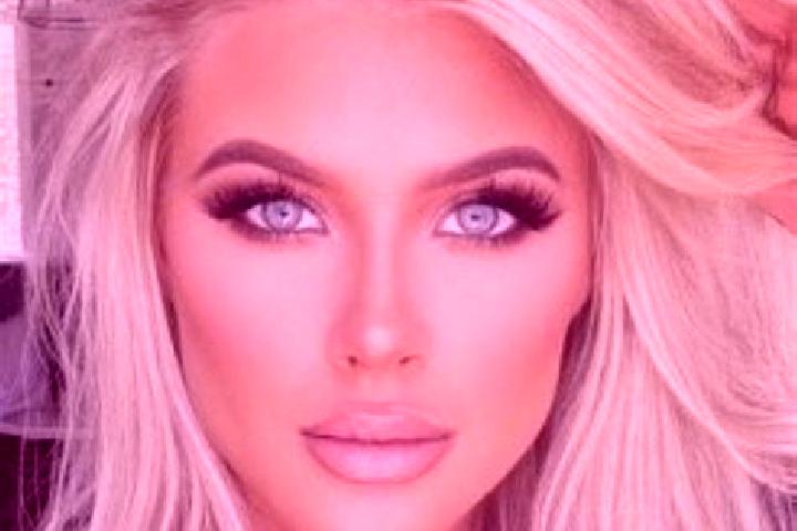 Maya, 30, a platinum blonde amber-eyed european companion based in Kuzma. Offering Dinner Date, Erotic Massage. Available for incall and outcall, day and eve...