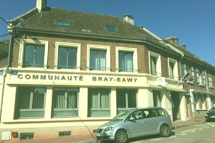 Maya, 30 — Escort in Berneuil-en-Bray, France