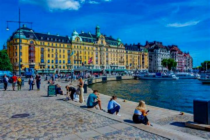Maya, 30 — Escort in Soeraker, Sweden