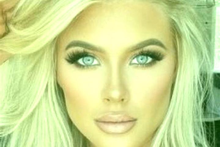 Maya, 31, a platinum blonde green-eyed indian companion based in Duebendorf / Kunklerstrasse. Offering Couples, Striptease, GFE. Available for incall and out...