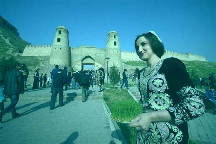 Maya, 31 — Escort in Novobod, Tajikistan