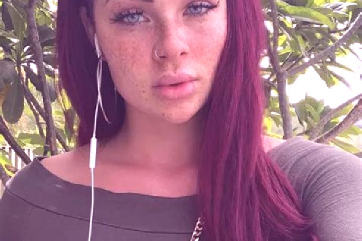 Maya, 32, a auburn dark-eyed caucasian companion based in San Martino al Tagliamento. Offering Tantra, Striptease, Massage, Dinner Date. Available for incall...