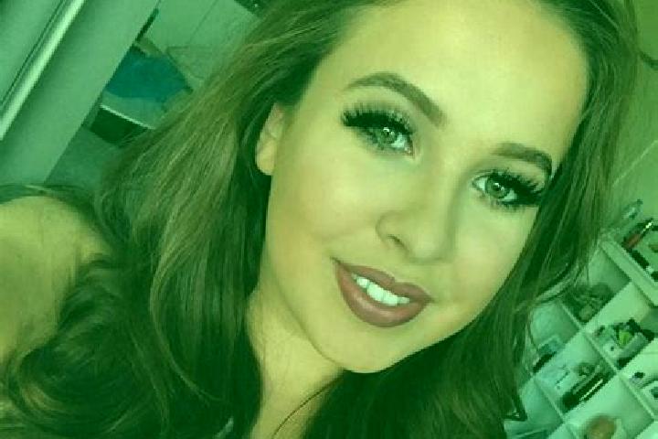 Maya, 32, a brunette grey-eyed caucasian companion based in Platnirovskaya. Offering GFE, Erotic Massage. Available for incall and outcall, overnight booking...