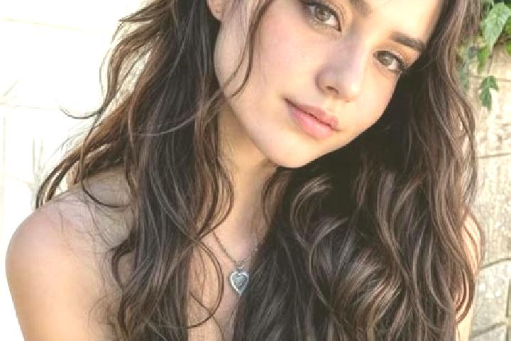 Maya, 33, a auburn hazel-eyed middle eastern companion based in San Juan del Rio. Offering OWO, BDSM, CIM, Overnight, Tantra. Available for incall and outcal...