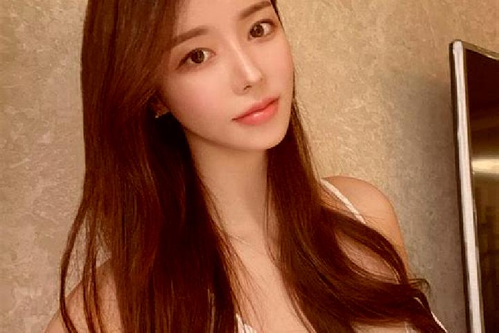 Maya, 34 — Escort in Jiabeiyan, China