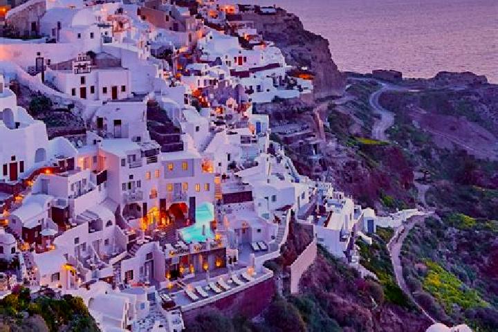 Maya, 34 — Escort in Monodhendrion, Greece