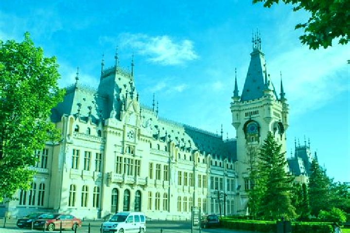 Maya, 34 — Escort in Samarinesti, Romania