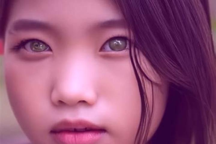 Maya, 35, a black green-eyed asian companion based in Bornos. Offering Tantra, Party Girl, CIM. Available for incall and outcall, day and evening dates.
