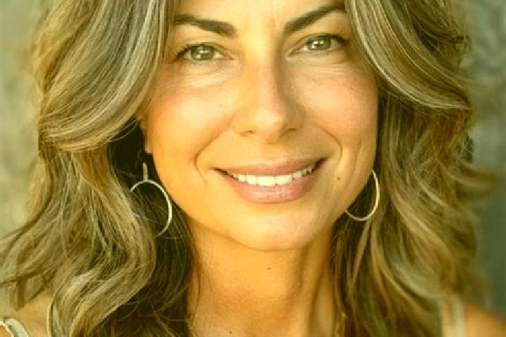 Maya, 35, a brunette grey-eyed middle eastern companion based in Ihnasiyah. Offering Party Girl, Duos, Girlfriend Experience, Erotic Massage. Available for i...