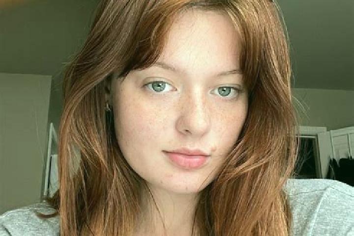 Maya, 35, a red grey-eyed european companion based in Bangboundiakro. Offering Overnight, GFE, BDSM. Available for incall and outcall, day and evening dates.