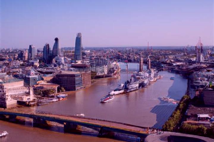 Maya, 35 — Escort in East Sheen, United Kingdom