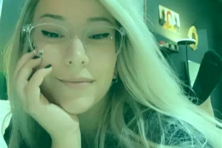 Maya, 38, a blonde dark-eyed asian companion based in Lachapelle-aux-Pots. Offering Massage, Roleplay, Duos, Girlfriend Experience. Available for incall and ...