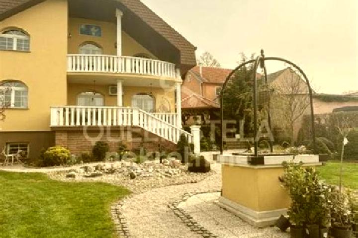 Maya, 38 — Escort in Varazdin Breg, Croatia