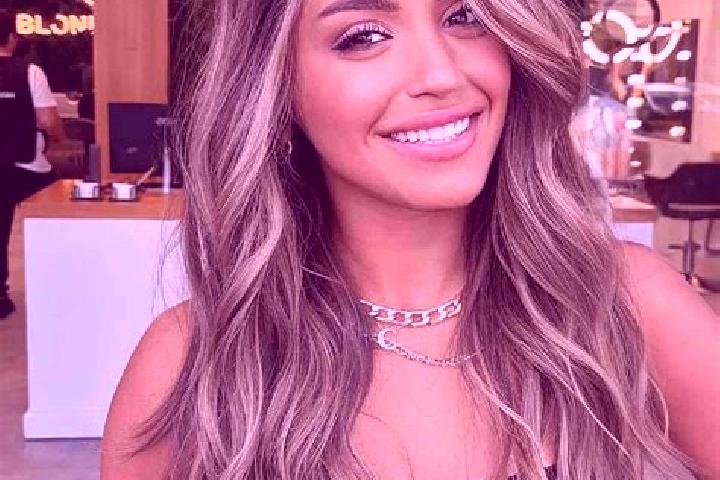 Maya, 39, a dark blonde brown-eyed caribbean companion based in Campagna Lupia. Offering Roleplay, Striptease, BDSM, Overnight. Available for incall and outc...