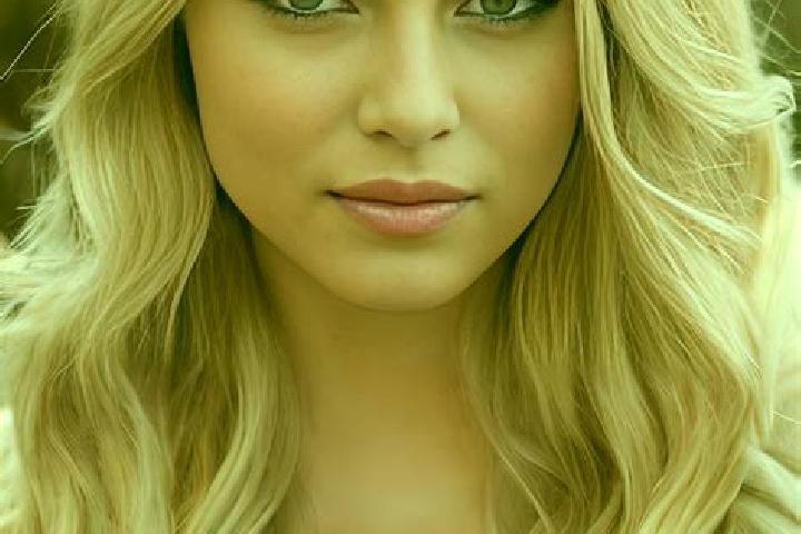 Maya, 39, a dark blonde grey-eyed mediterranean companion based in Fagetelu. Offering Massage, Deep French Kissing, A-Level, Roleplay. Available for incall a...