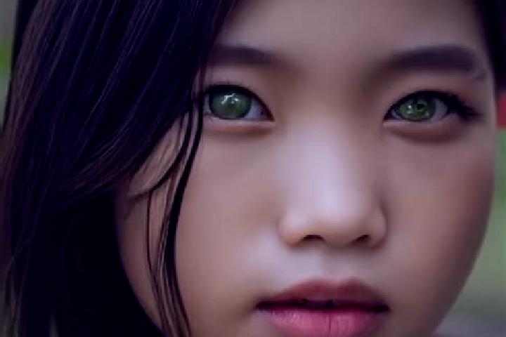 Mia, 20, a brunette green-eyed asian companion based in Surianky. Offering Travel Companion, Tantra, OWO, GFE, Striptease. Available for incall and outcall, ...