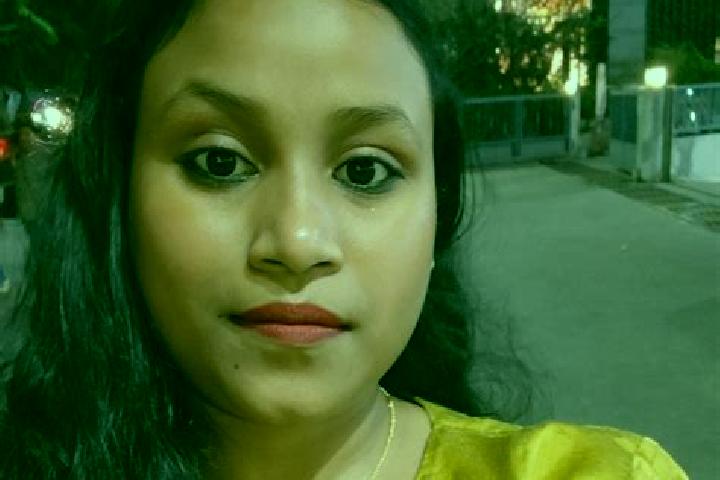 Mia, 20 — Escort in Namrup, India