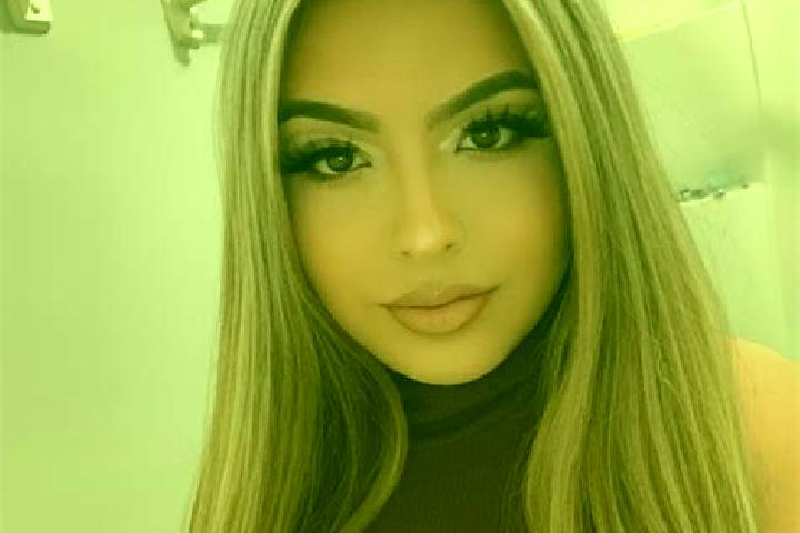 Mia, 21, a blonde amber-eyed latina companion based in Daya Nueva. Offering Roleplay, Tantra, Overnight. Available for incall and outcall, overnight bookings...