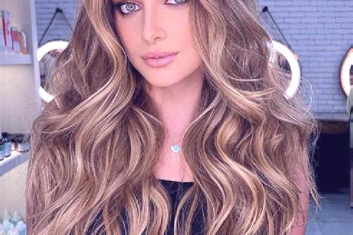 Mia, 21, a dark blonde dark-eyed middle eastern companion based in Beniarbeig. Offering Massage, Dinner Date, 69, GFE. Available for incall and outcall, over...