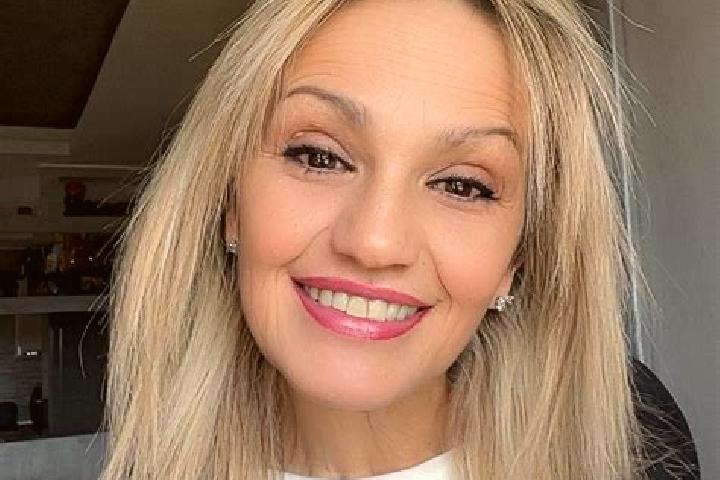 Mia, 21 — Escort in Aups, France