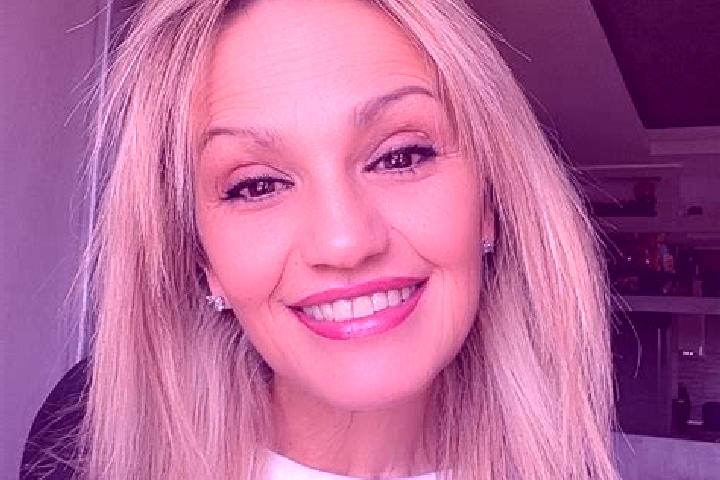 Mia, 21 — Escort in Berezovka, Ukraine
