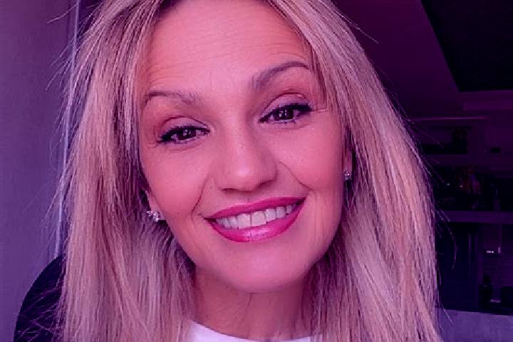 Mia, 21 — Escort in Paszab, Hungary