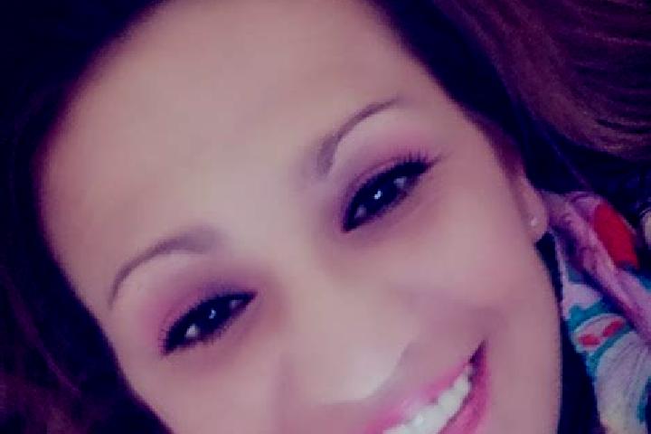 Mia, 21 — Escort in Petit-Rocher, Canada